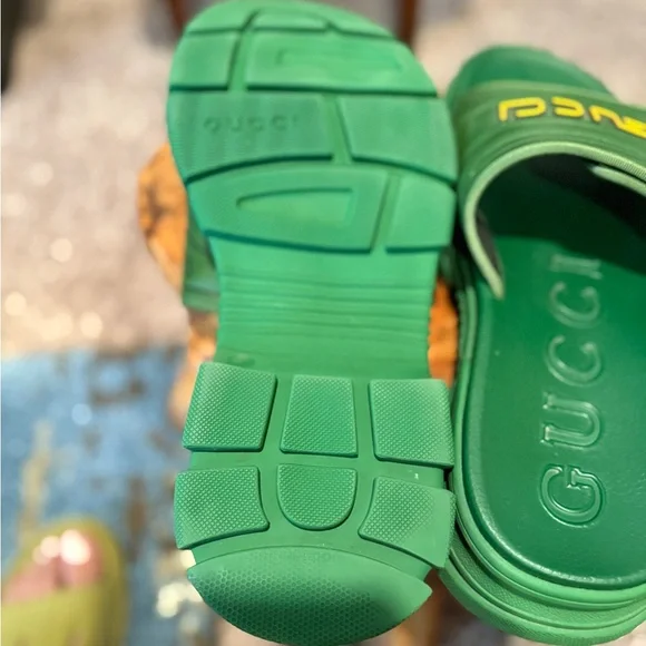 Reposh Gucci Emerald Green and yellow Slide Sandals display picture 1